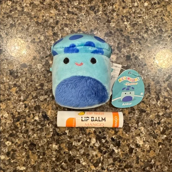 Cute Micromallows Squishmallow "Ankur" with Mango Lip Balm NEW - Picture 1 of 5